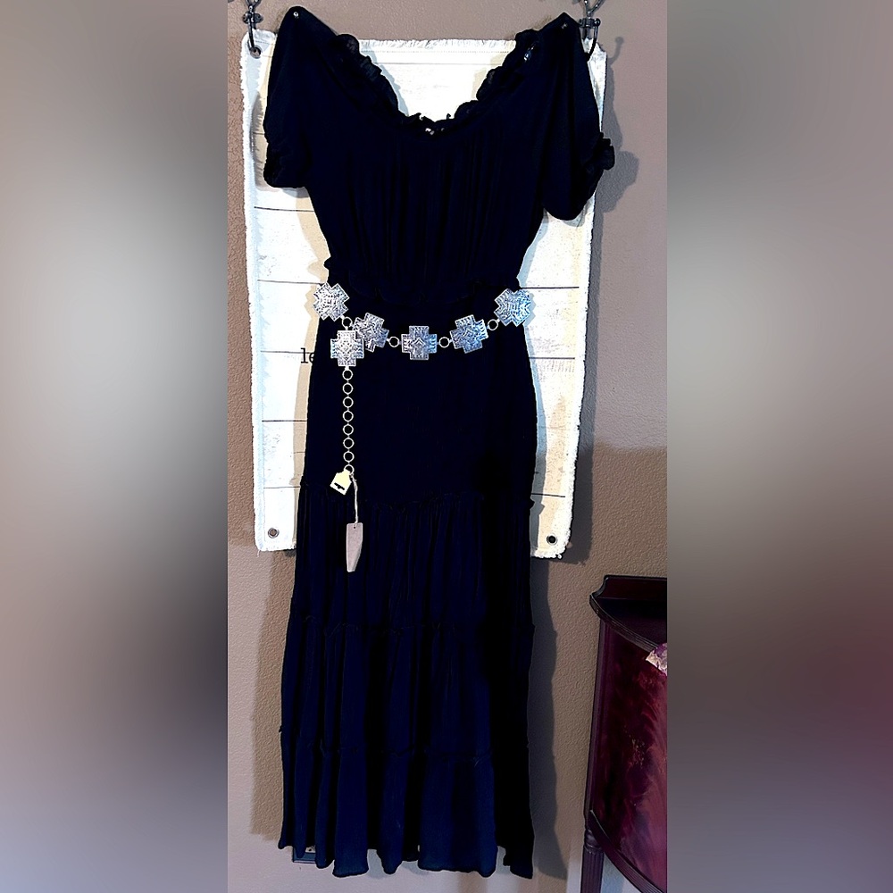 Willow & Root NWOT  Black dress L Never worn‼️ never washed‼️ & NWT CROSS BELT - Picture 4 of 16